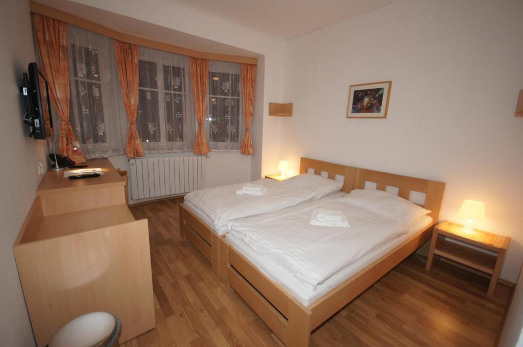 Hotel Garni Rambousek Prague Exterior photo